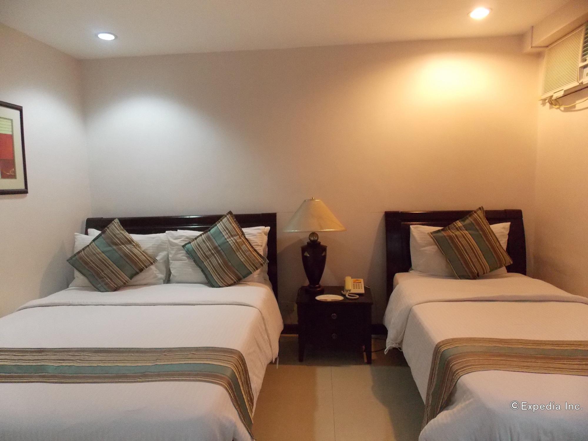 The Suites At Calle Nueva Bacolod Extérieur photo