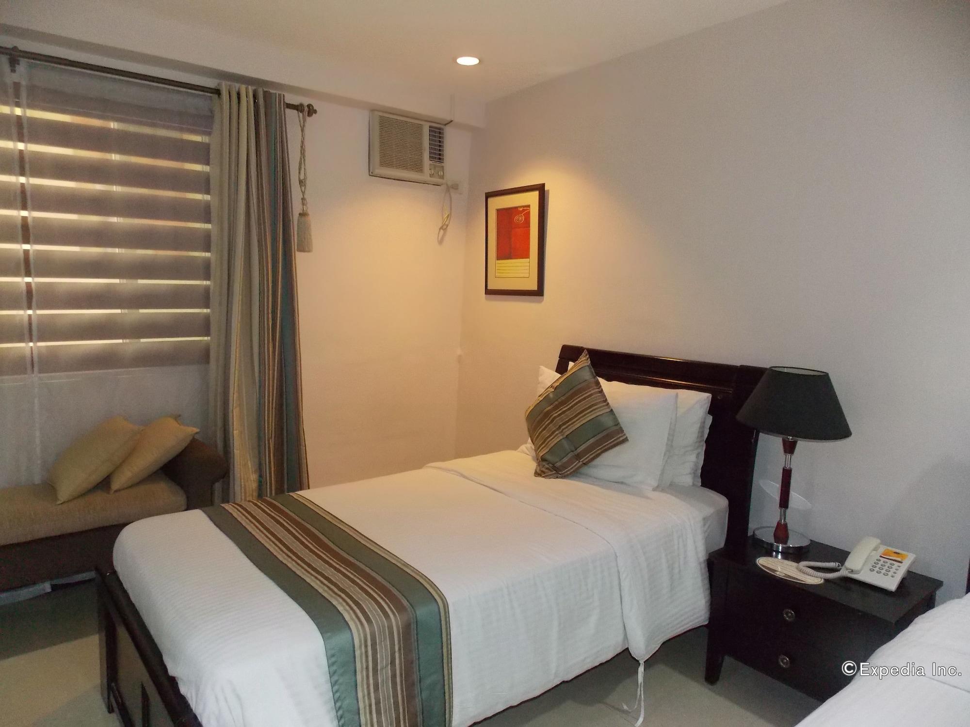 The Suites At Calle Nueva Bacolod Extérieur photo