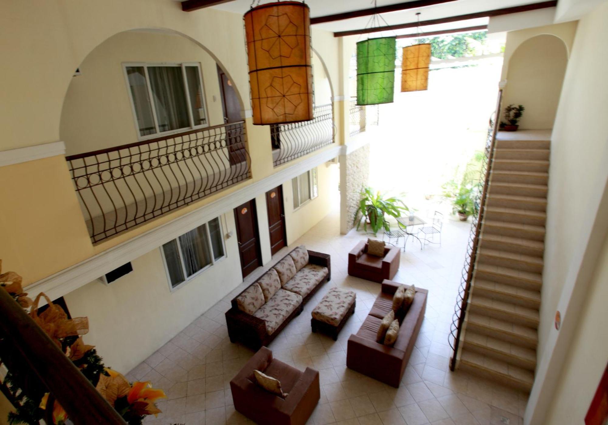 The Suites At Calle Nueva Bacolod Extérieur photo