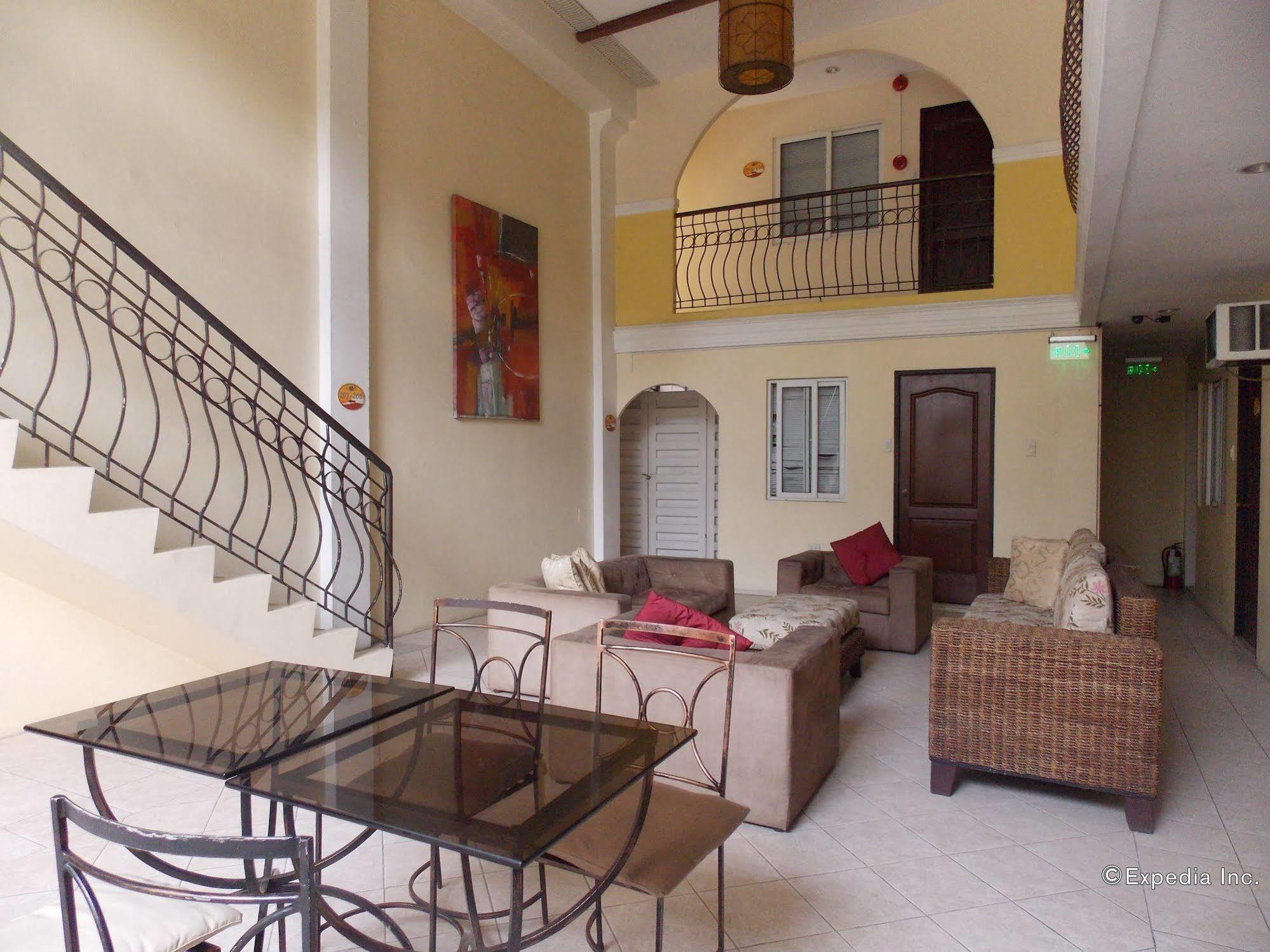The Suites At Calle Nueva Bacolod Extérieur photo
